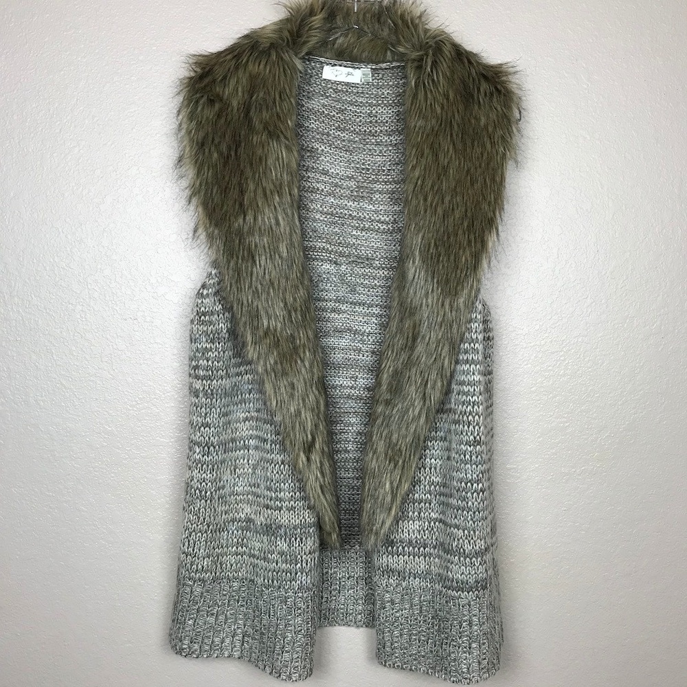 RD Style Knit Vest with Faux Fur Shawl Collar